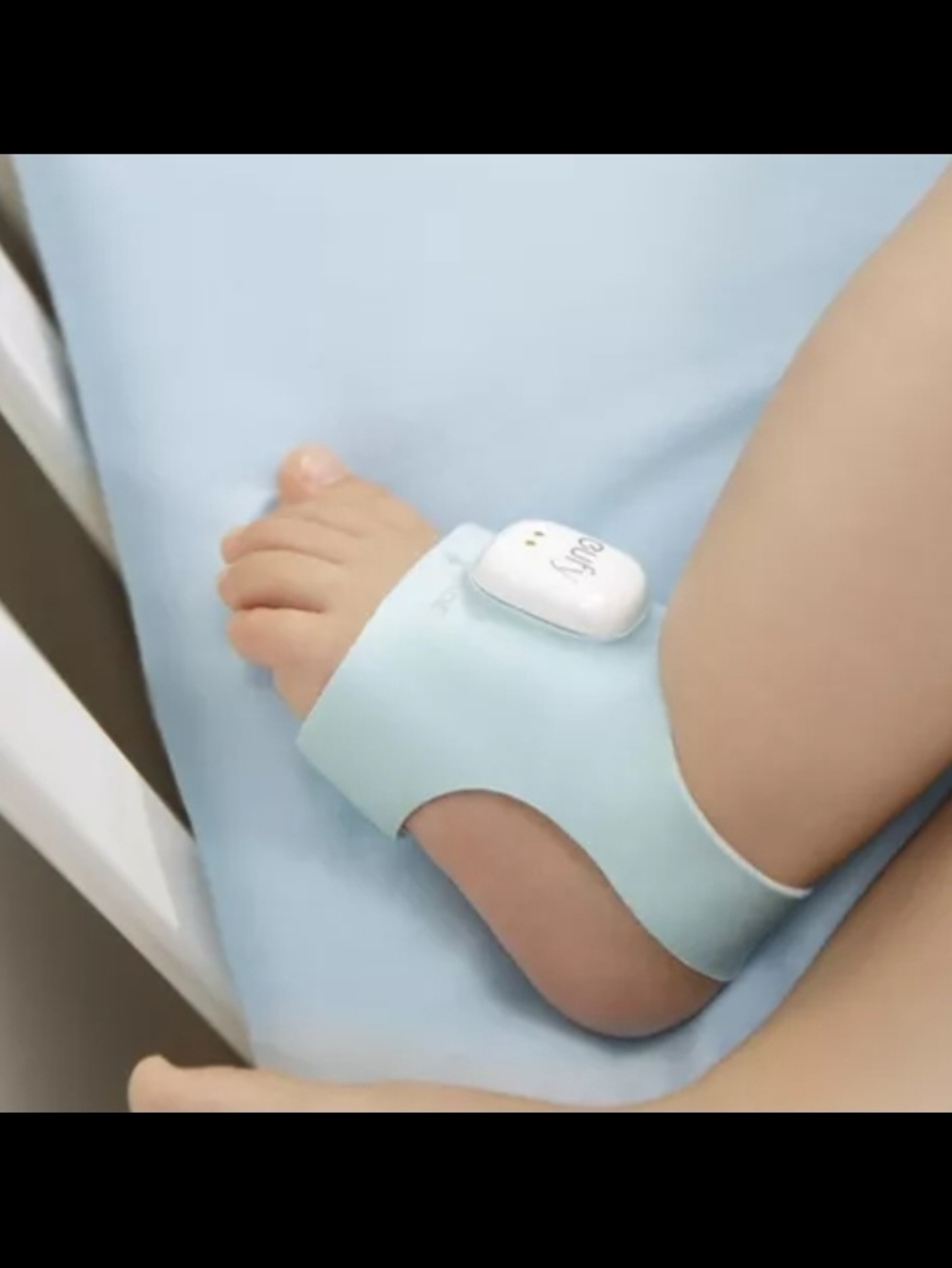 EUFY S320 Smart Sock in Light Blue - Baby Heart Monitor - Picture 5 of 12